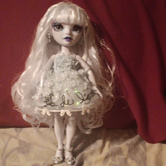 White and Silver Doll with Long Hair - Picture 1 of 3